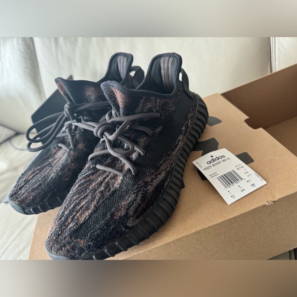 Yeezy 350 “MX ROCK”
